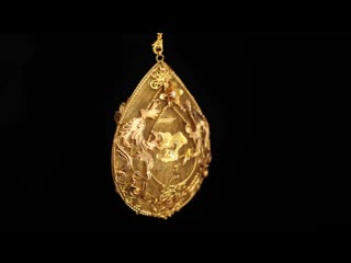 the oldest craft of the city of dunhuang (gansu province). xia yuan hollow pendant manufacturing technology.